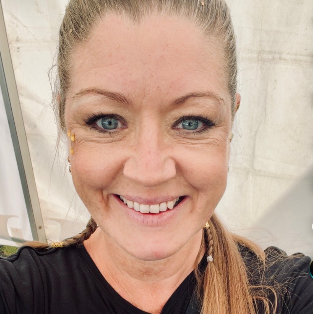Christina Birch-Hougs, tegnsprogstolk